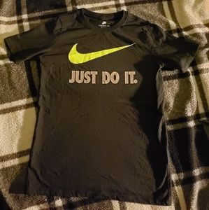 Boys Nike t-shirt